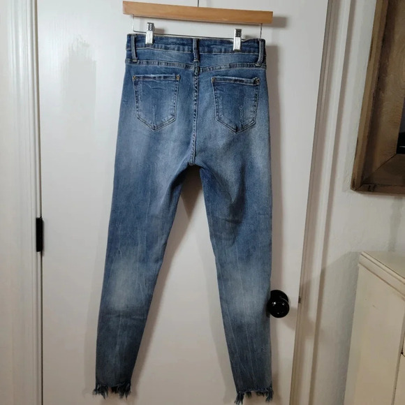 Stevie Hender Luna Distressed Skinny Ankle Cut Jeans | Size 9 - Picture 5 of 6